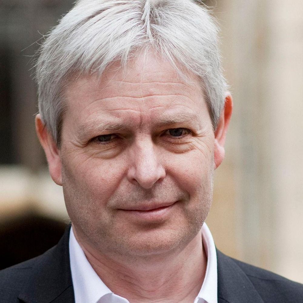 Jonathan Coe