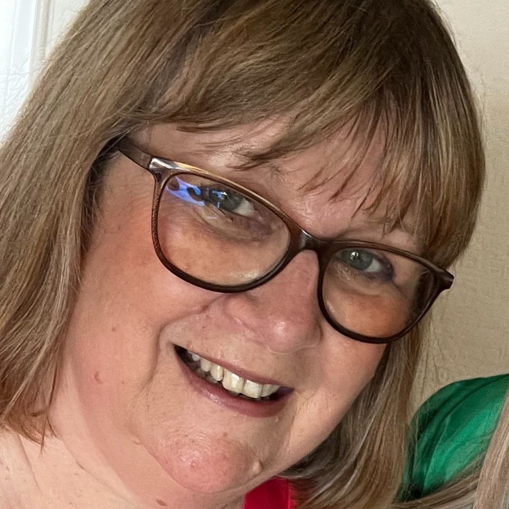 Dr Cath Annabel