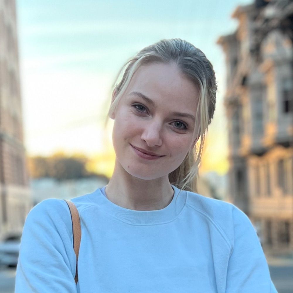 Emily Arnold