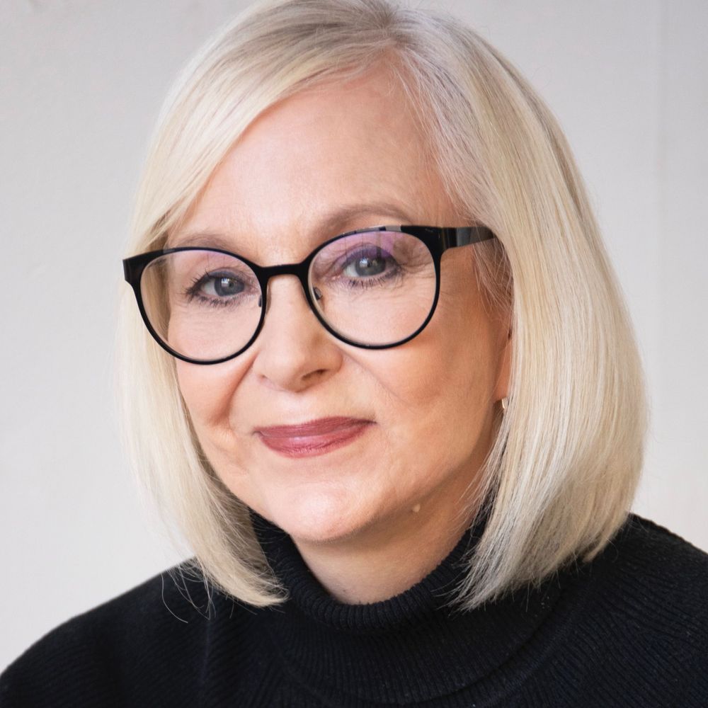 Hon Stacey Newman