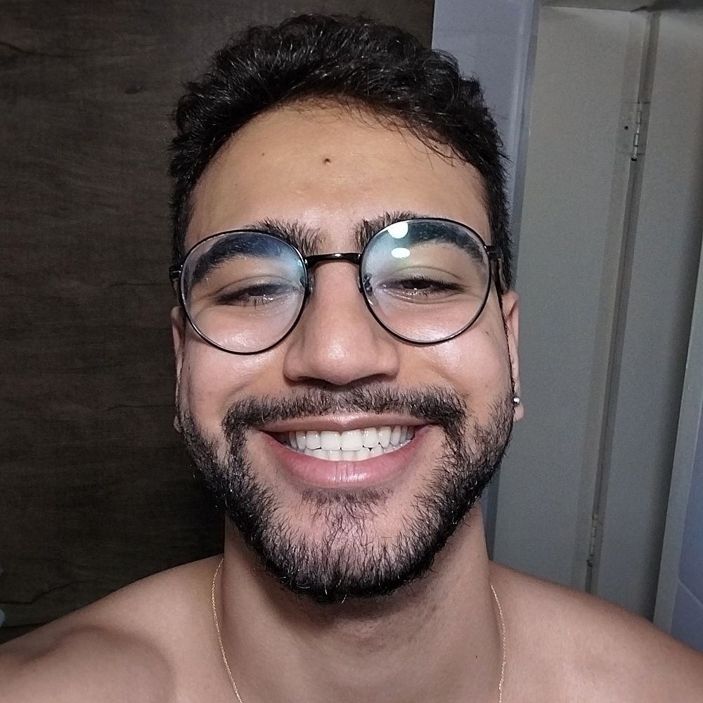 LucasL21