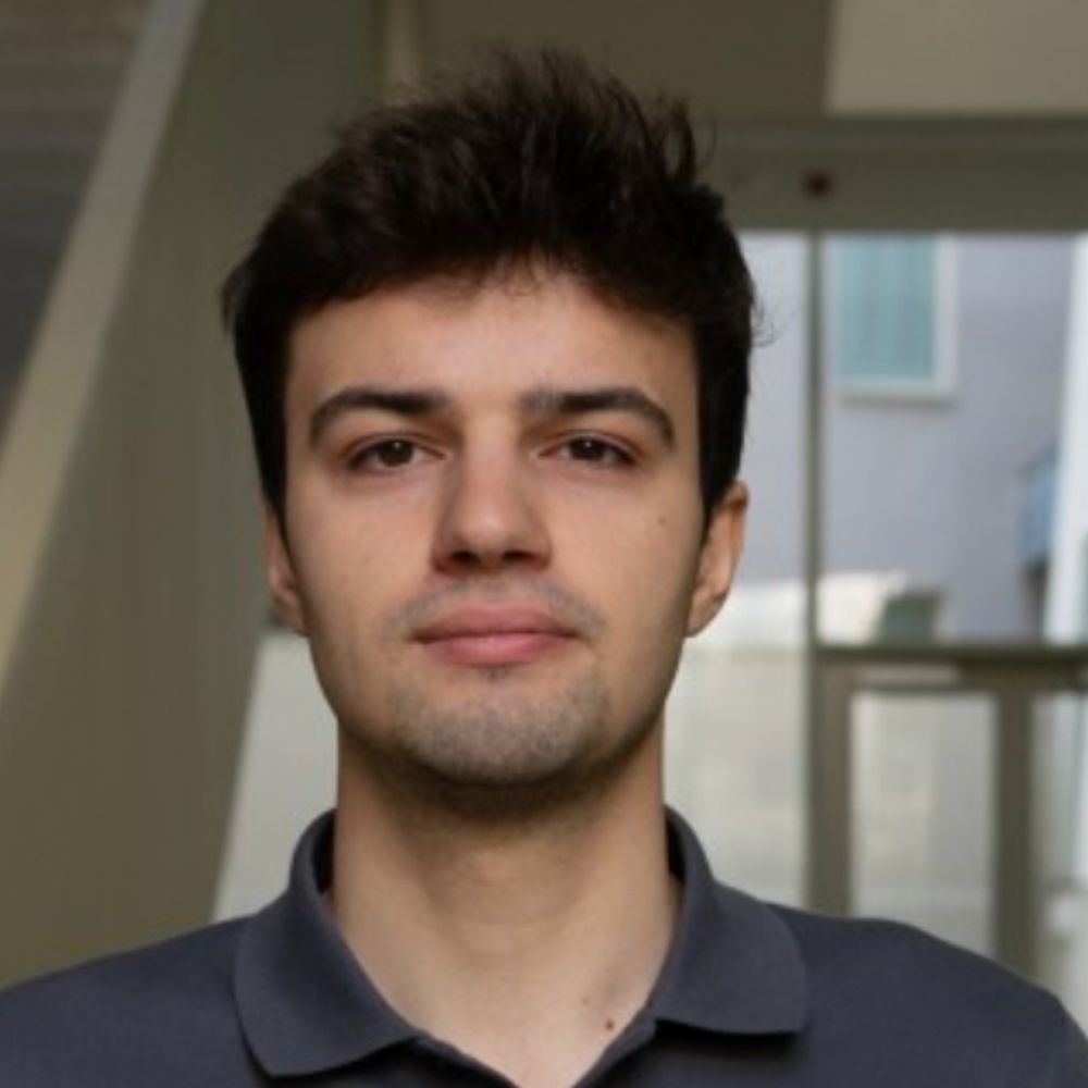 Adrian Mirza