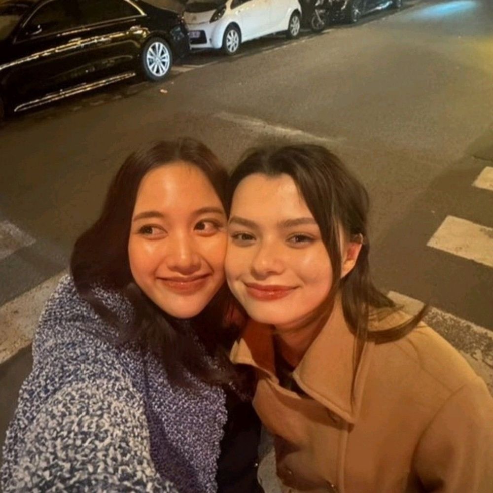 FB 🦦🐰