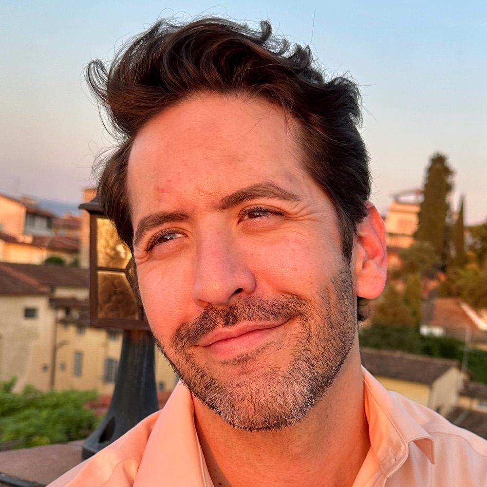 Daniel Jordan • Voice Actor