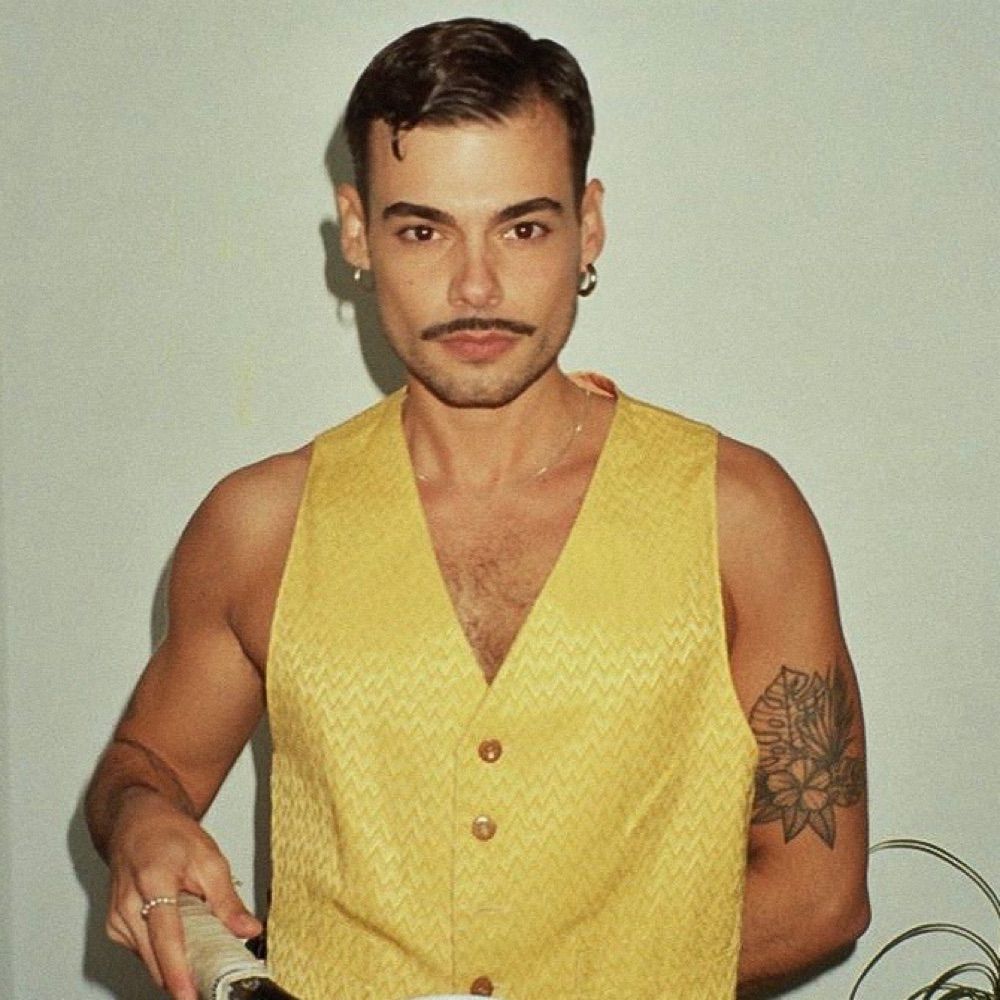 Steven Cruz
