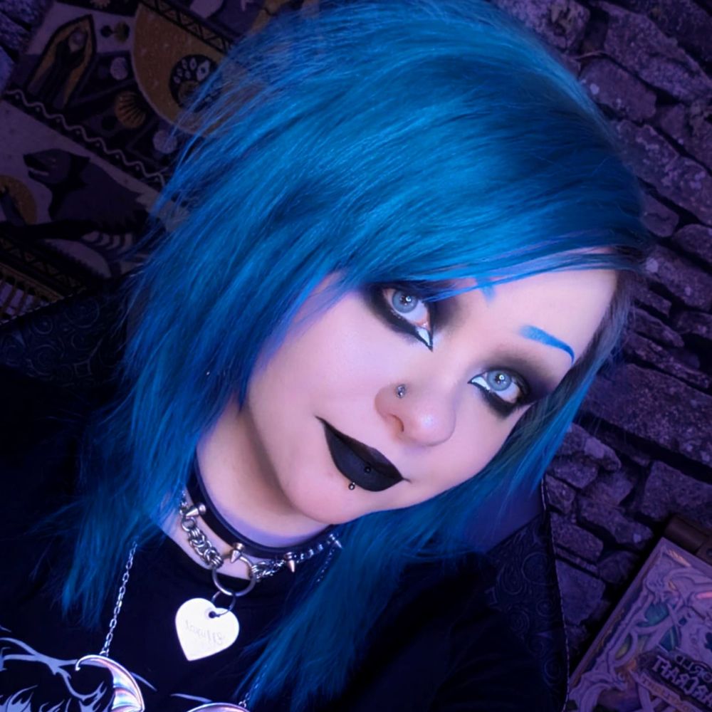 𝖋𝖆𝖊 𝖋𝖆𝖓𝖌𝖘 ₊‧✩ - 🖤🤍💜