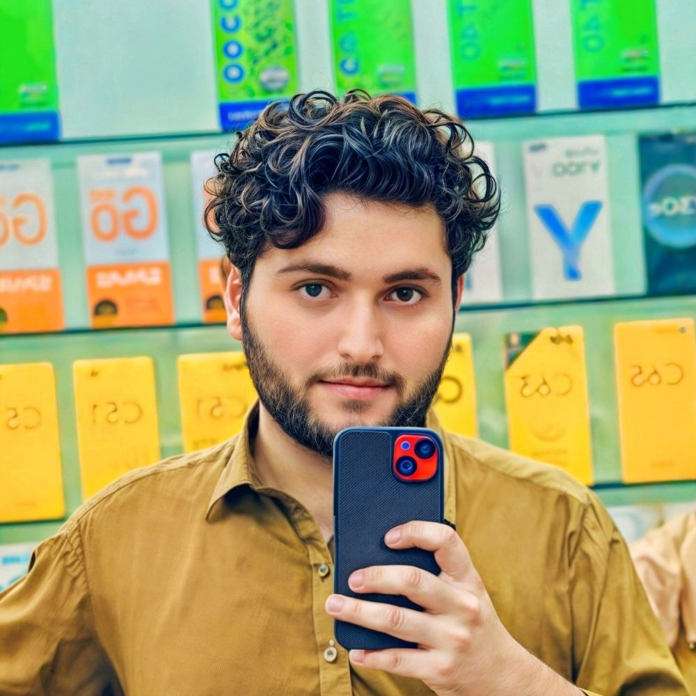 Zeeshan khan