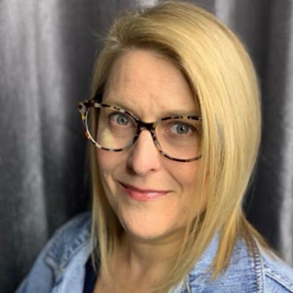 Shelley Vigneau