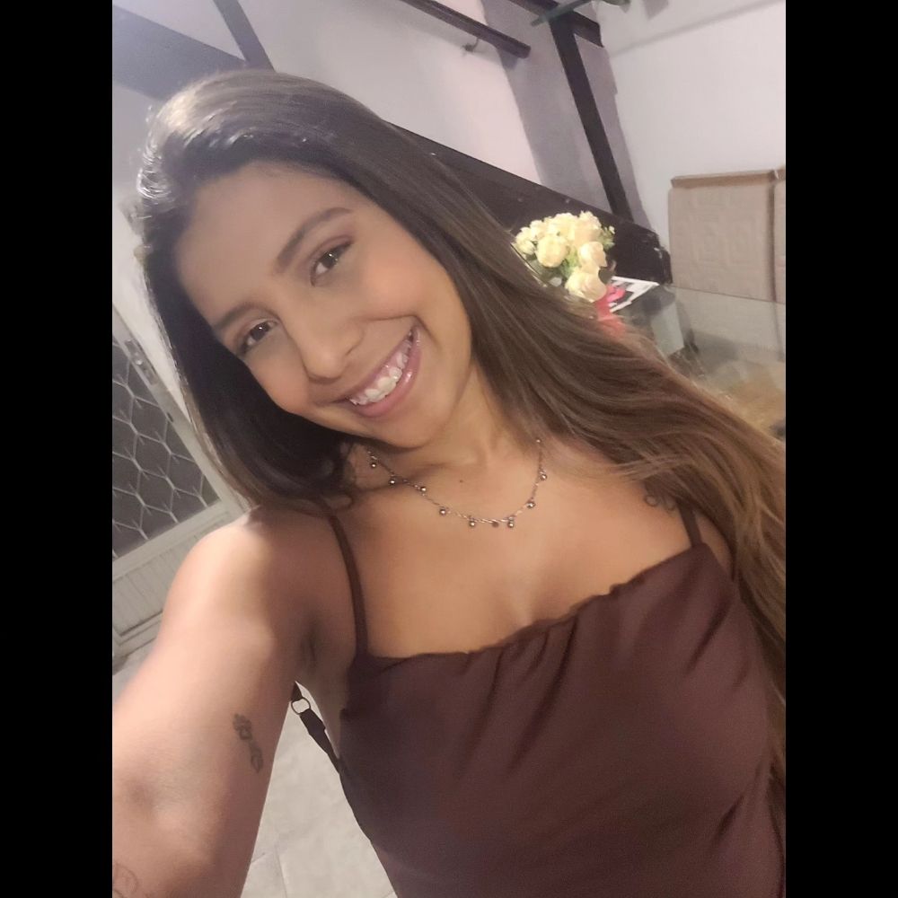 Beatriz Sales 