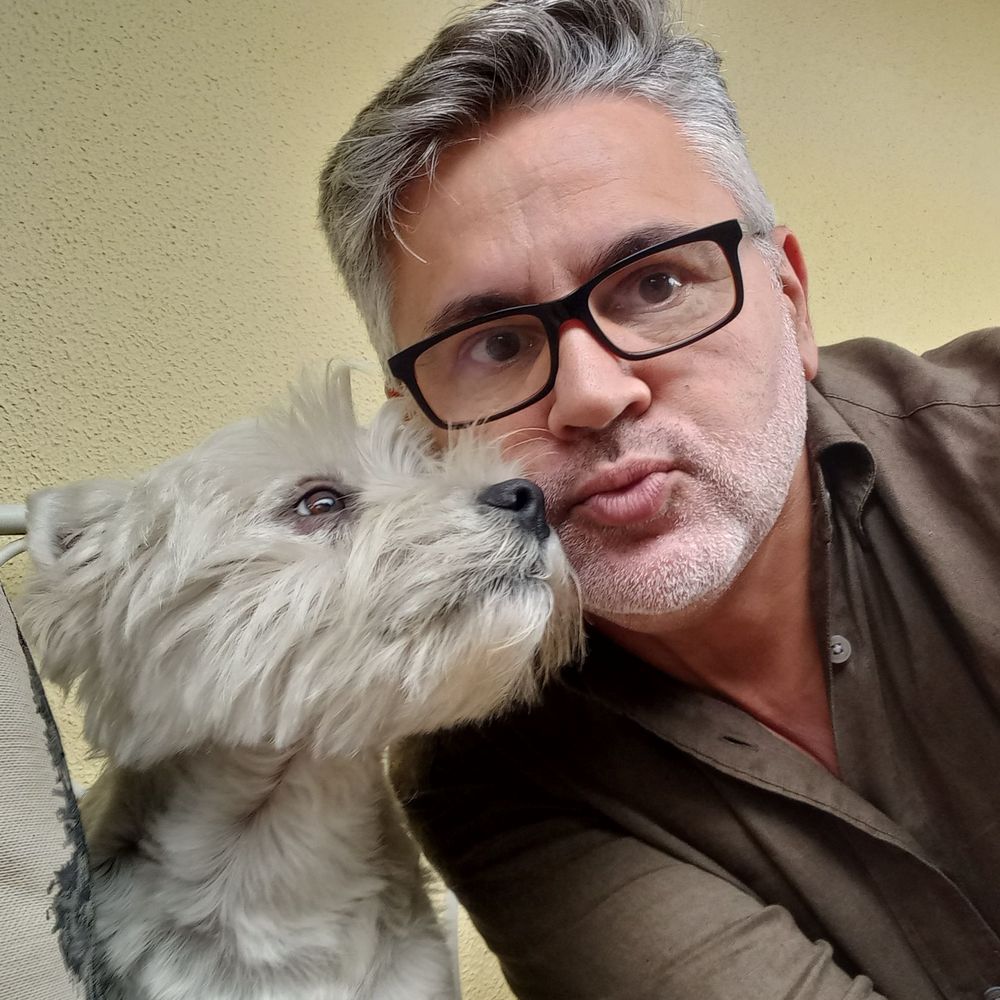 José M. M. Santos