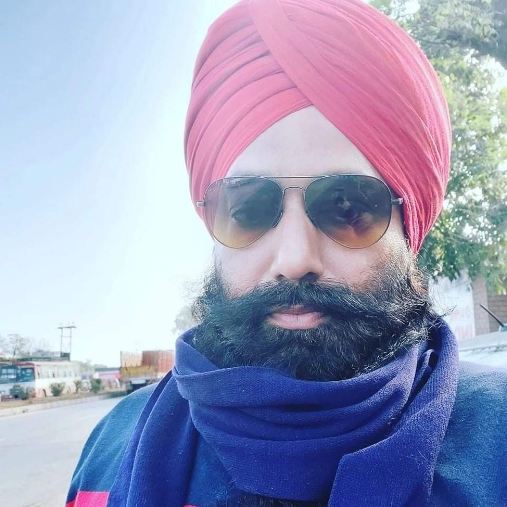 EscribemeBajwa.
