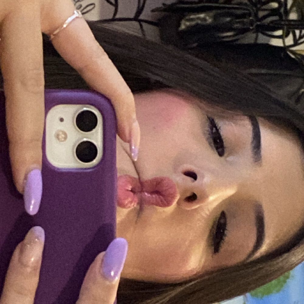 💋