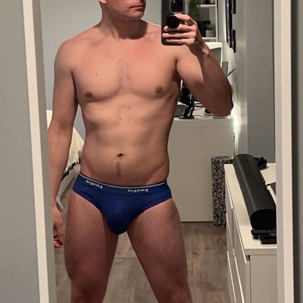 BlondeBostonBoy