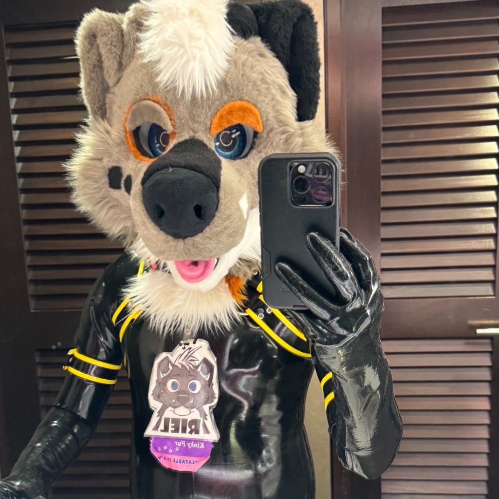 Riel but Kinky 🔜 FWA