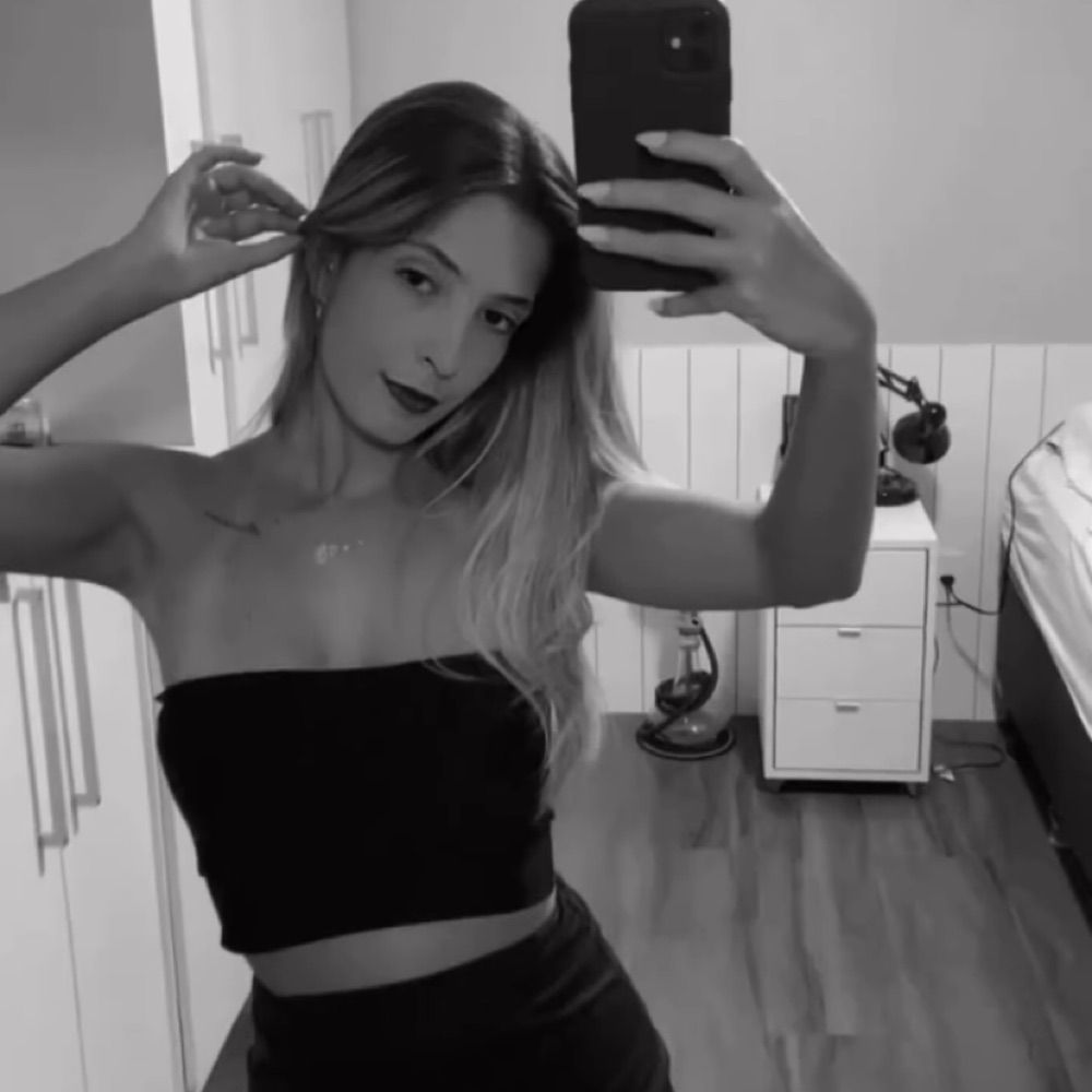 Isabella Rocha 