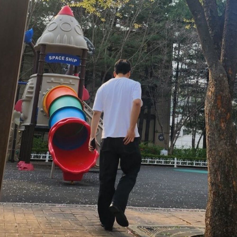  ℤ