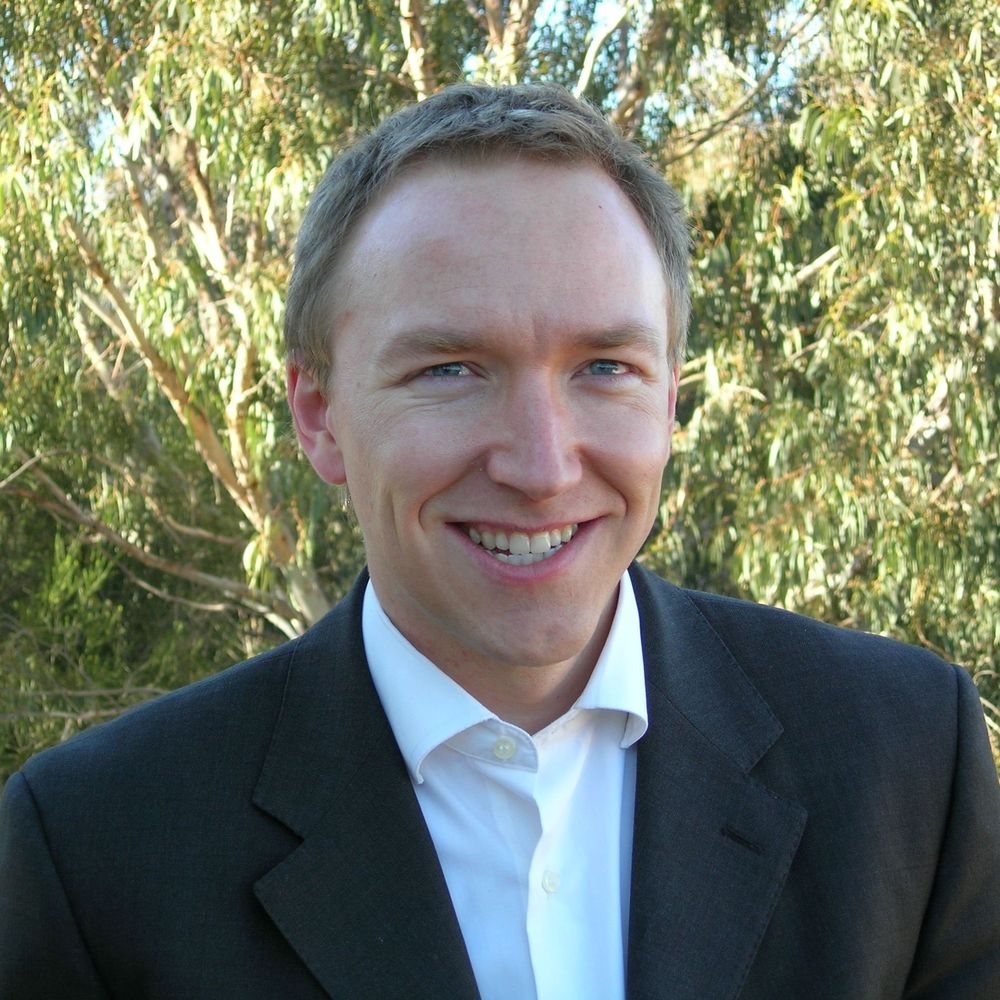 Tim Dixon
