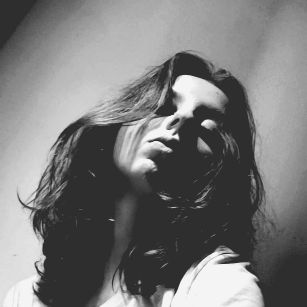 rae 🥀