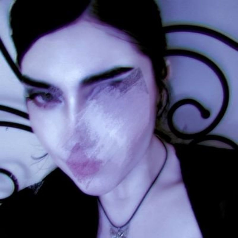 🔮 𝐖𝐢𝐭𝐜𝐡 𝐄𝐦𝐩𝐫𝐞𝐬𝐬 Issa 🔮 — | Findom |