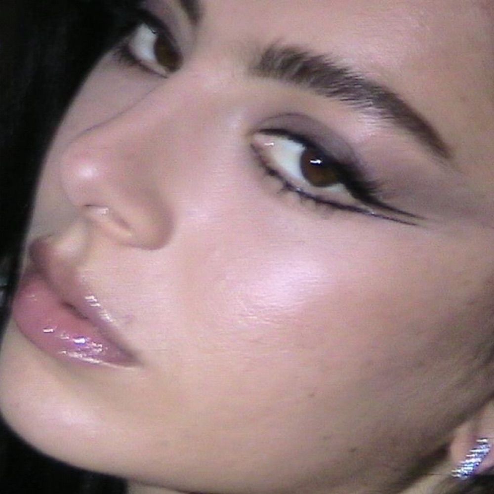 ✰