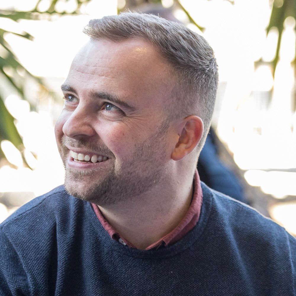 Dr James Barker