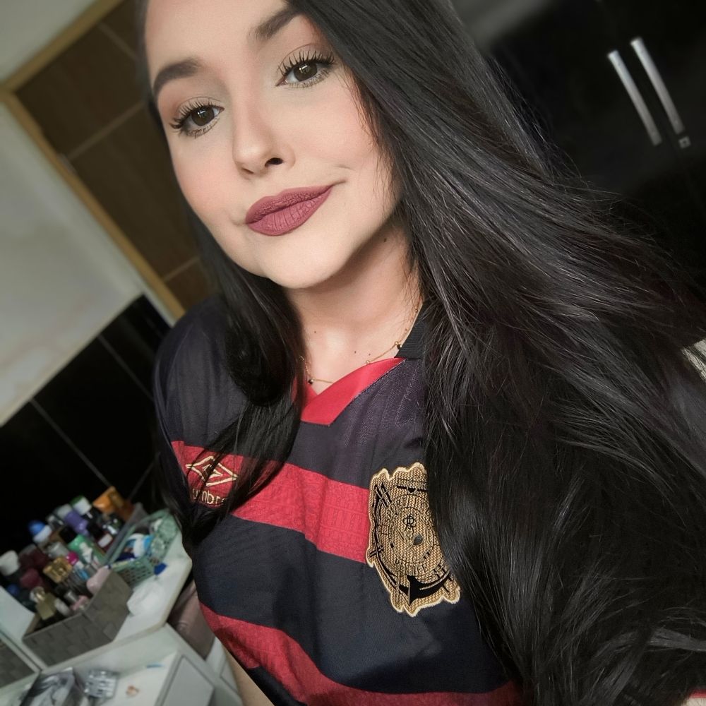 Priscila Araújo 