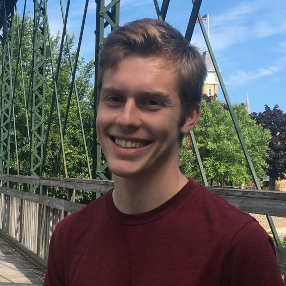 Tyler J Pike