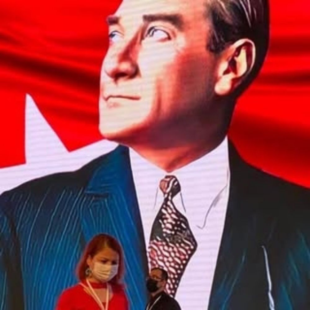 Hilal Uştuk
