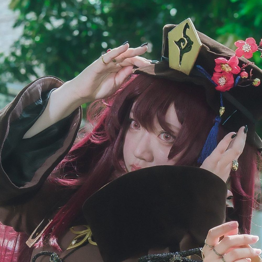 栗茈 Liz 