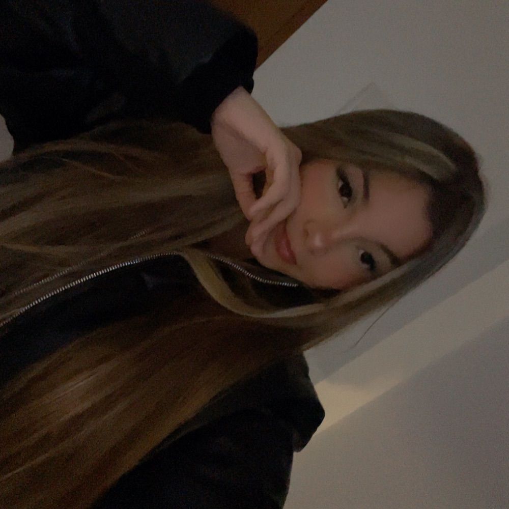 Julia Lopes
