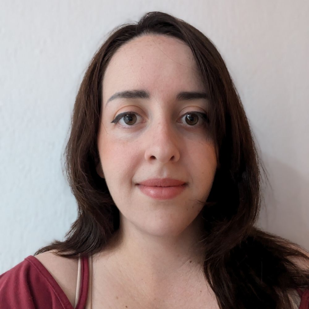 Ana Manzano