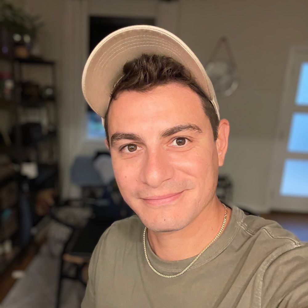 Harley | Graphic Designer