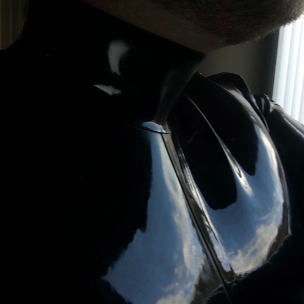 An Obsidian Object