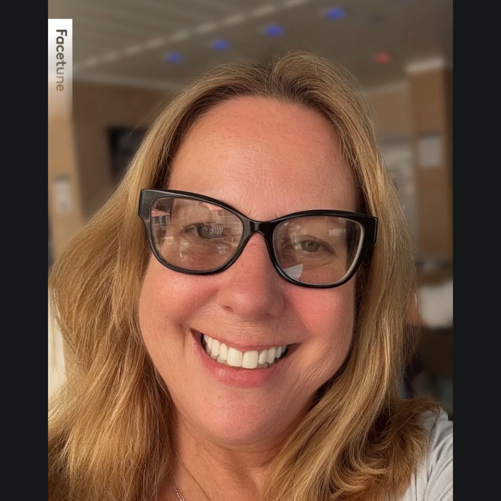 elaine23b.bsky.social profile picture