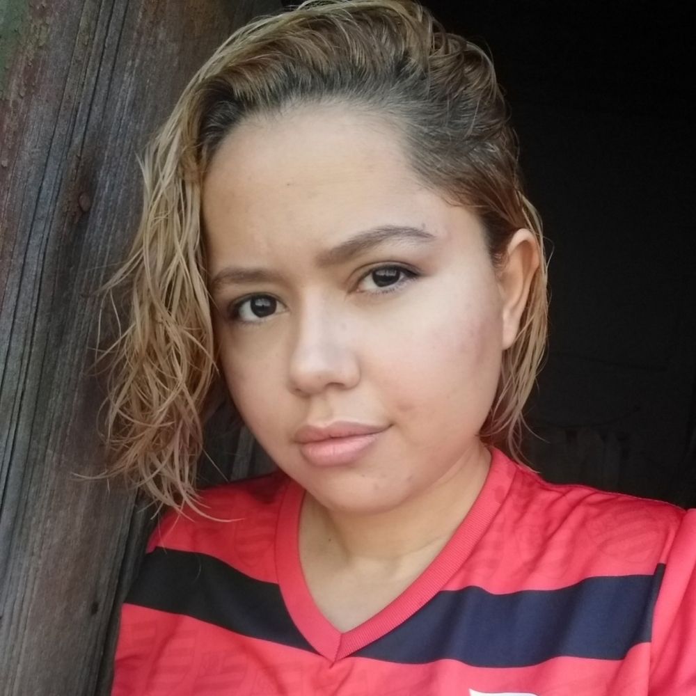 Thais Nicole 🚩