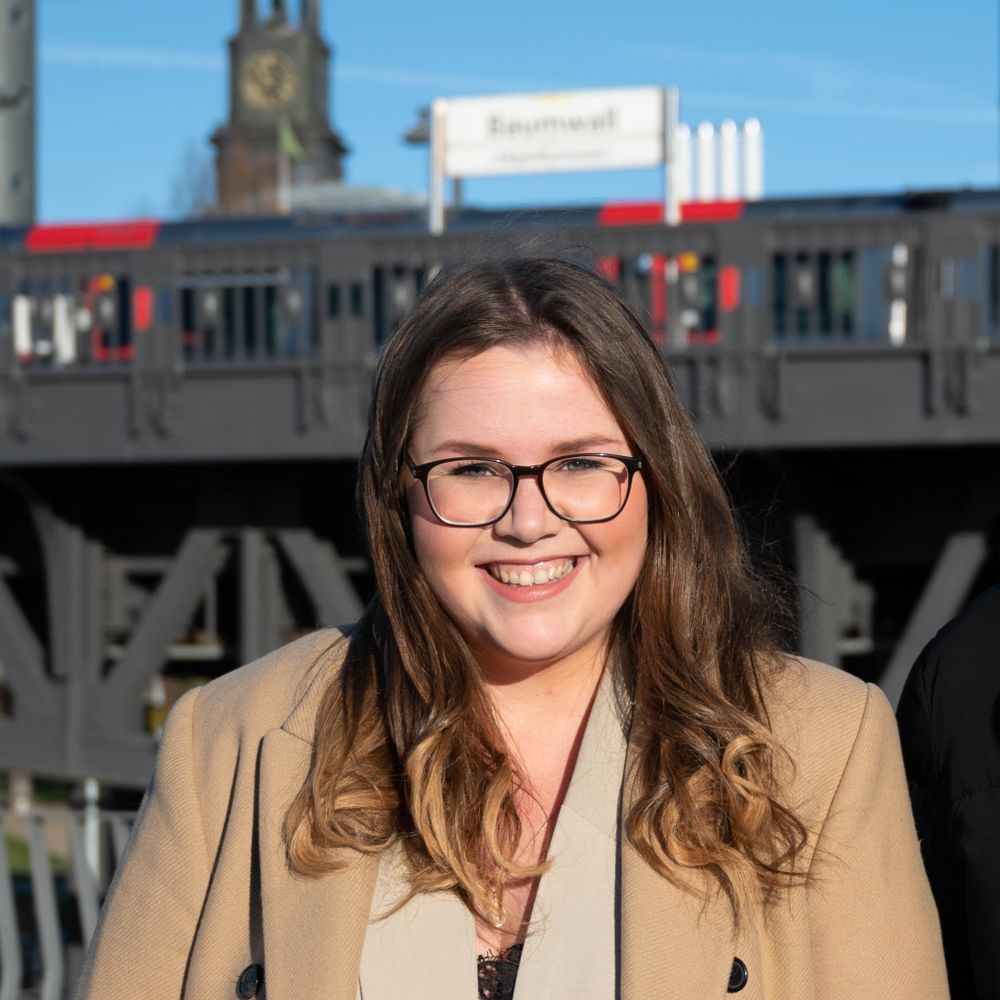 Julia Barth-Dworzynski 