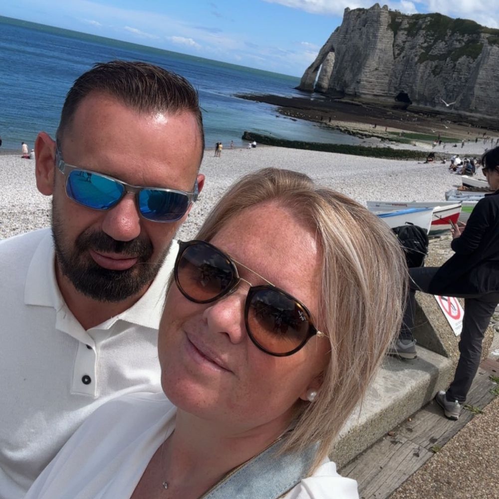 Couple curieux du 80