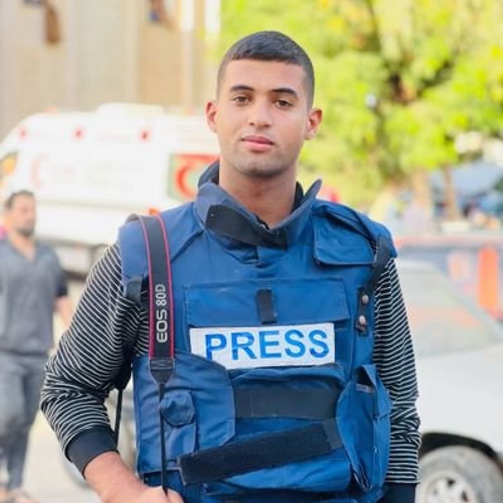 Hossam Shabat (حسام شبات) (NOT HIM)
