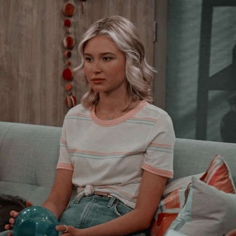 Chloe Less 💕