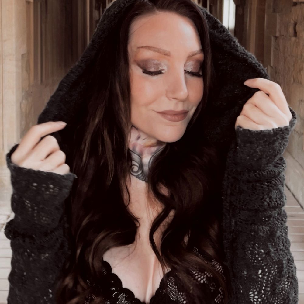 Cassandra Raven