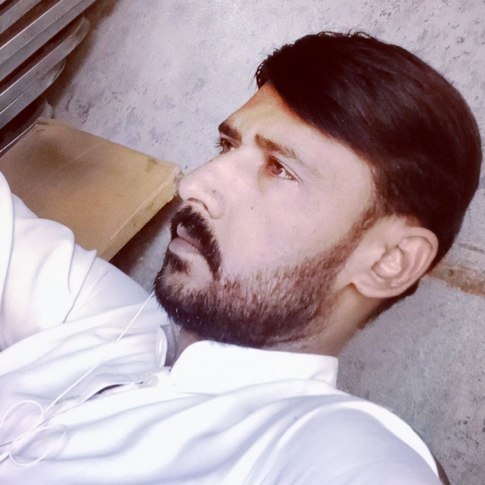 نســــــــیم بکھـــــن☑️