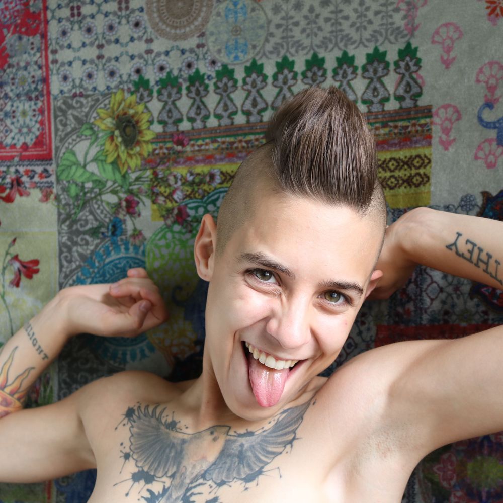 Olive (they/them)