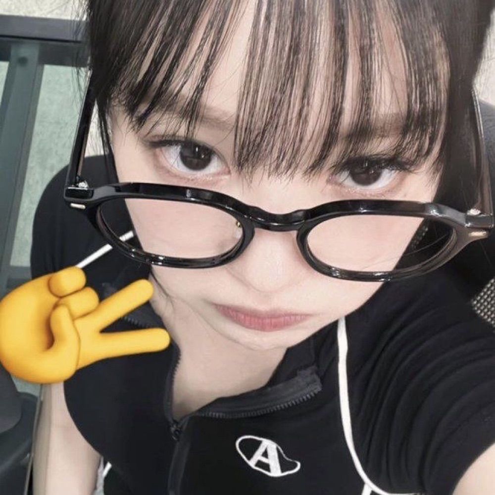 ⊹ ˚˖ lia ౨ৎ