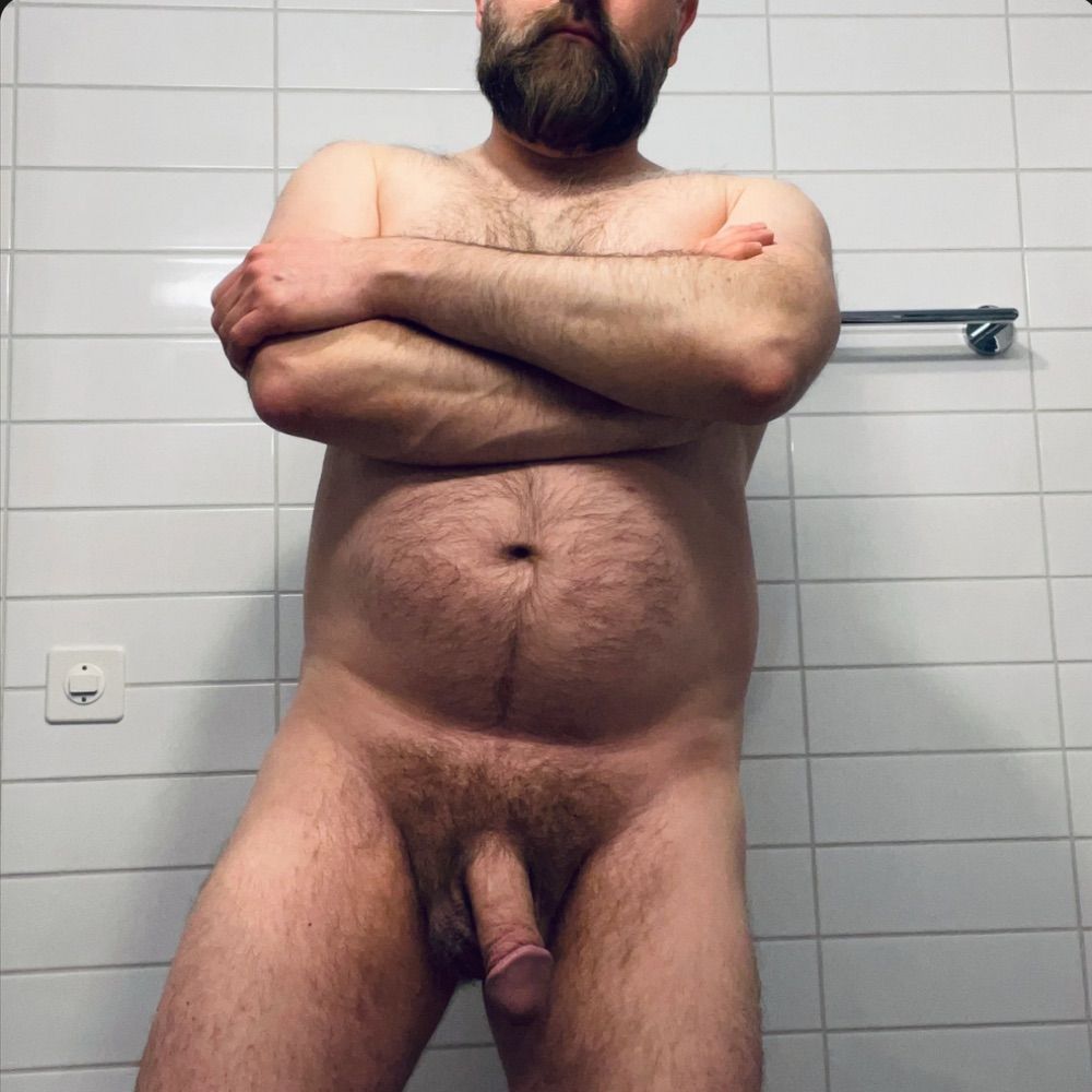 beardedcummer