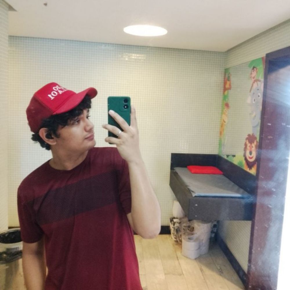 Universitário sem futuro 🚩🏳️‍🌈