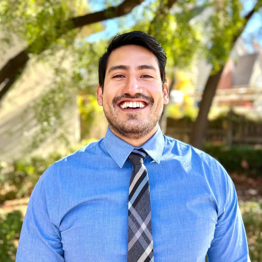 César Hoyos Álvarez, Ph.D. 