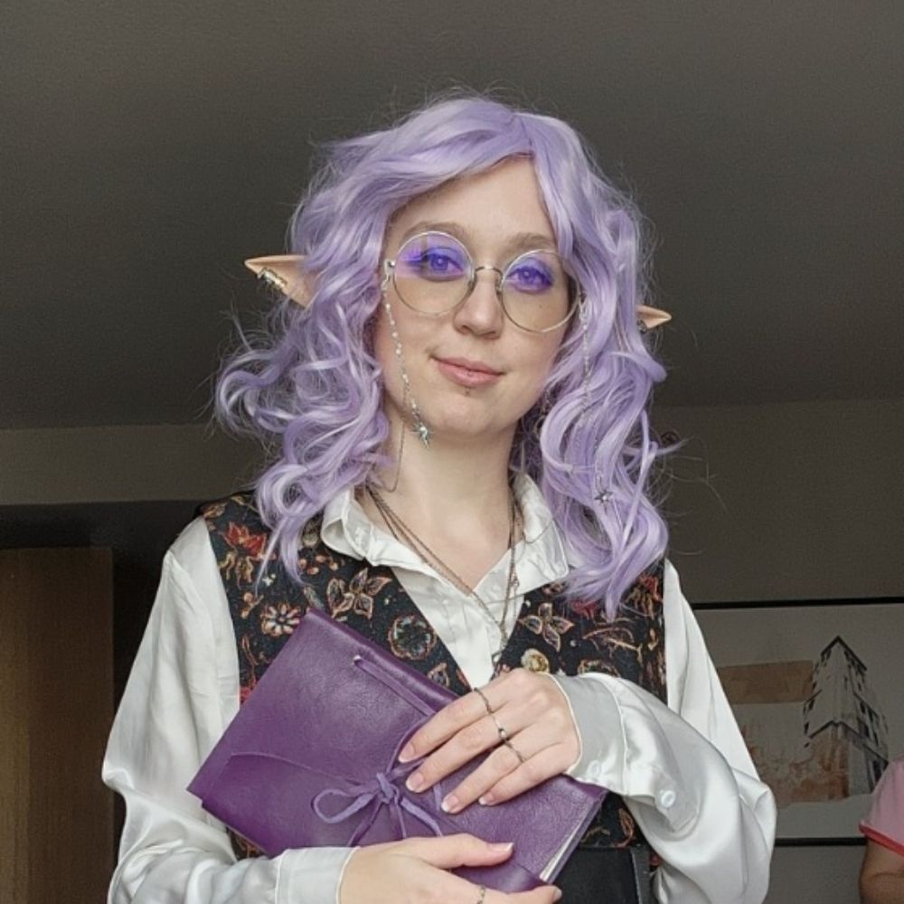 Leo (they/them)