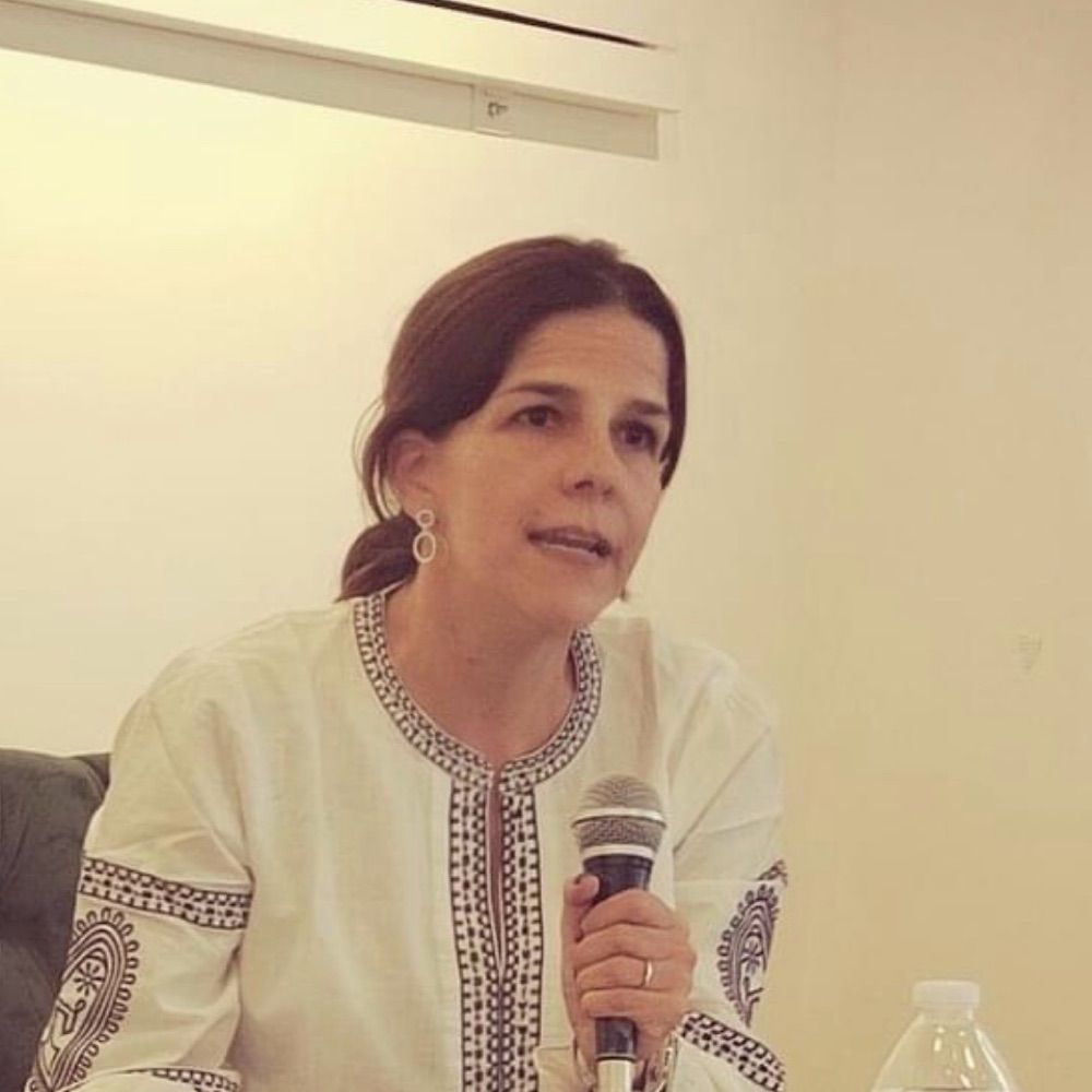 Elena Bravo Ceniceros