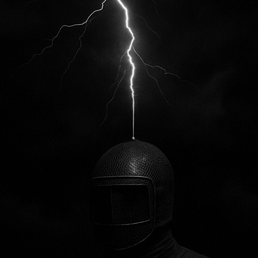 ɴᴏɪʀ ɢʀᴀᴠɪᴛʏ