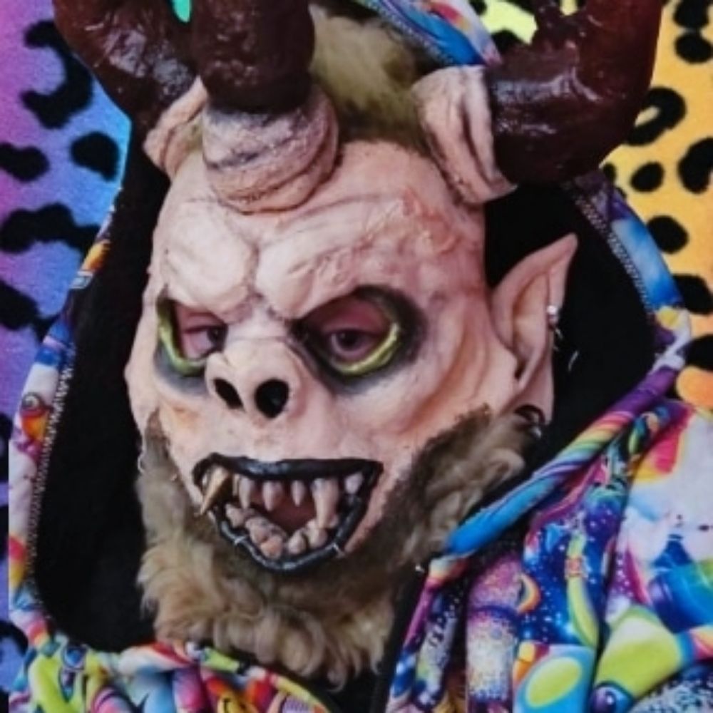 Pisstopher Le'botomeigh